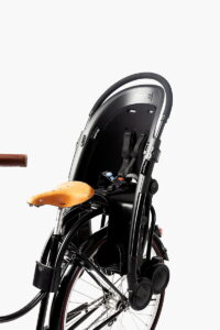 huur de pahoj fietszitje en buggy in een. Fiets met stoel driekwart detail