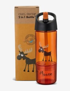 Carl Oscar 2-in-1 waterfles kinderen met snackbeker en dierenmotief . Kleur oranje met verpakking erachter