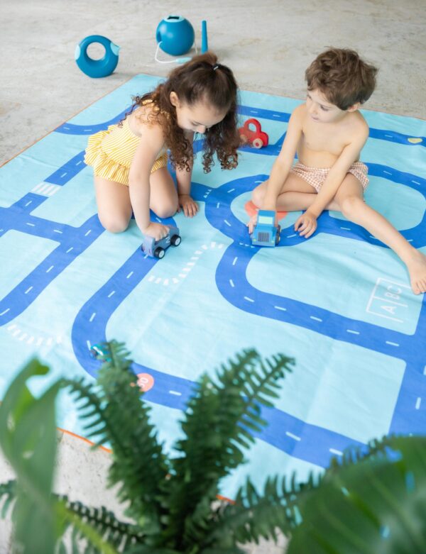 Quut- PlayTowel- XL-180 x 180 -Road-13