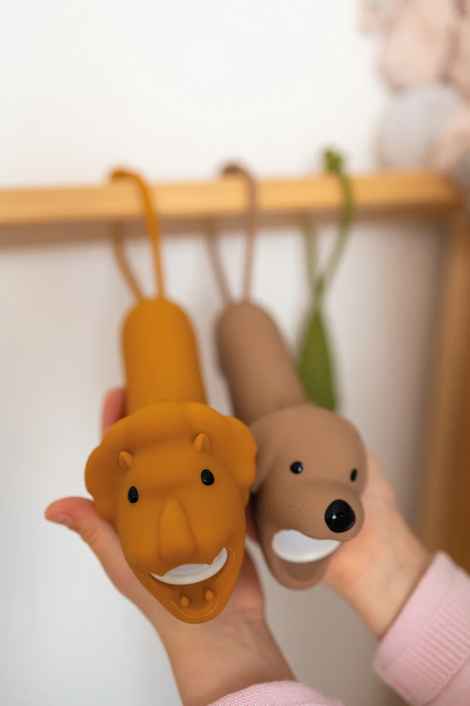 leeuw en hond zaklamp met ophanglus