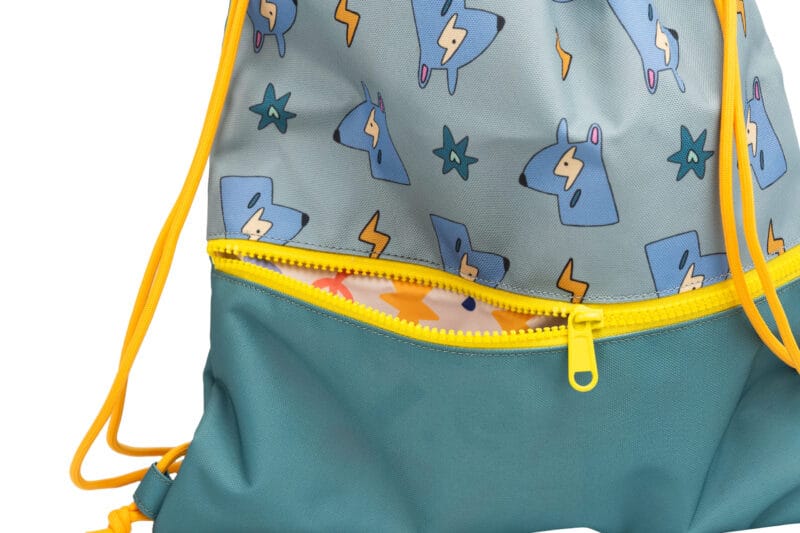 The Cotton Cloud_trekkoordrugzak_funky_dogs kindergymtas met ritsluiting half open