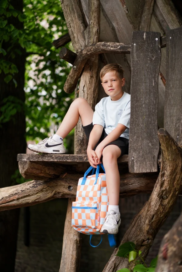 engel rugzak sticky orange large voor school en onderweg