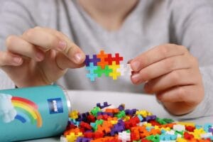 Plus-Plus Rainbow – kleurrijke bouwstenen voor kinderen