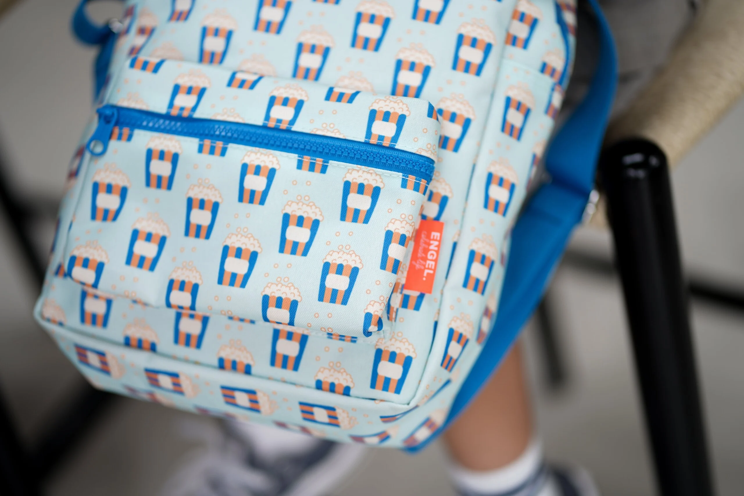 engel rugzak medium popcorn paradise detail rits en materiaal detailfoto