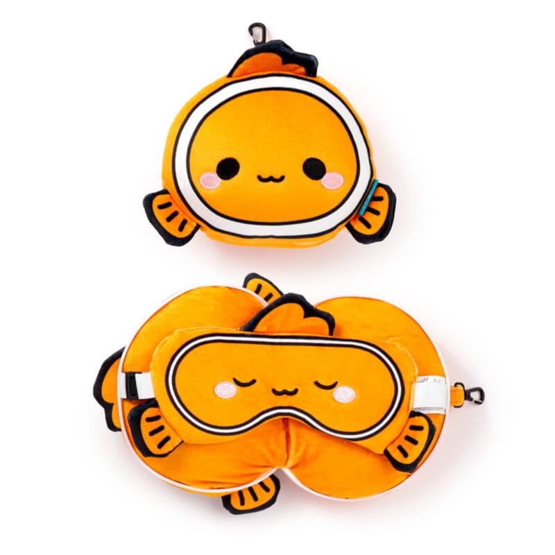 Reiskussen_met_slaapmasker_kind_clownvis_1708703354